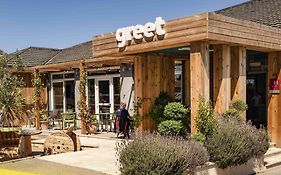 greet Hotel Marseille Provence Aéroport